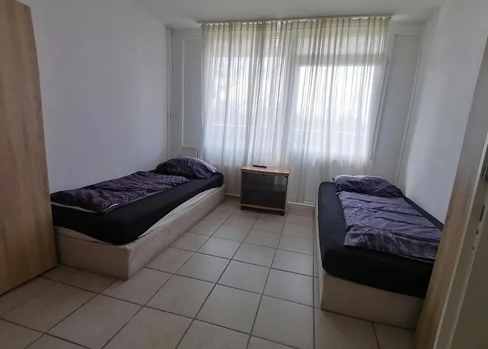 公寓 Dim Monheim *